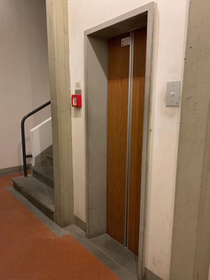 Signoria Apartment With Patio فلورنس المظهر الخارجي الصورة