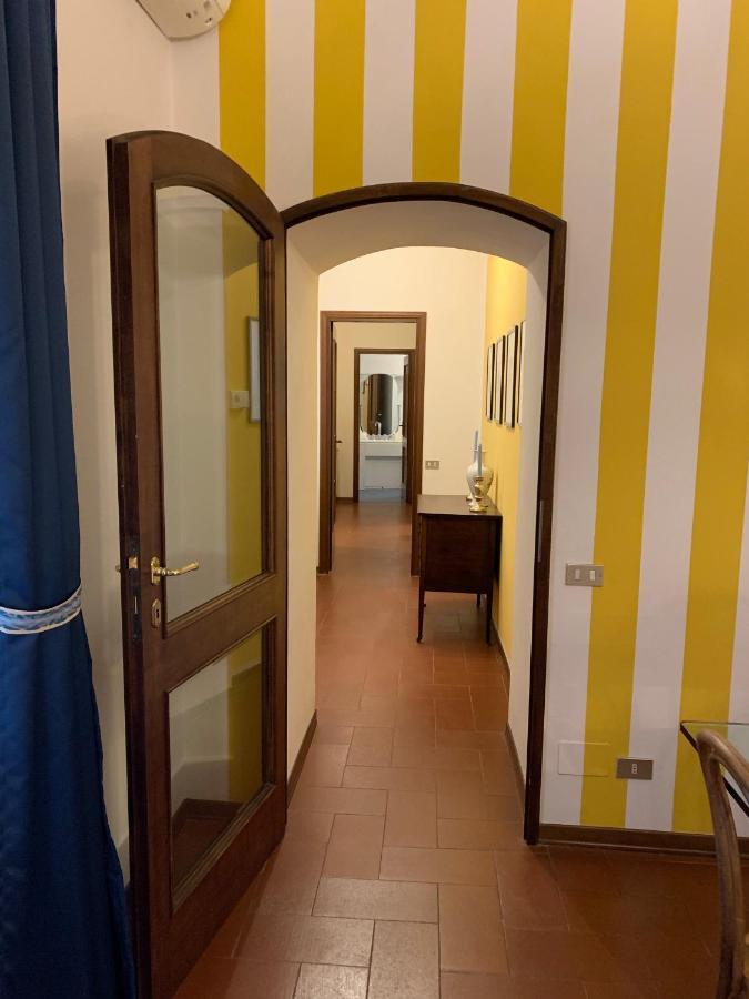 Signoria Apartment With Patio فلورنس المظهر الخارجي الصورة
