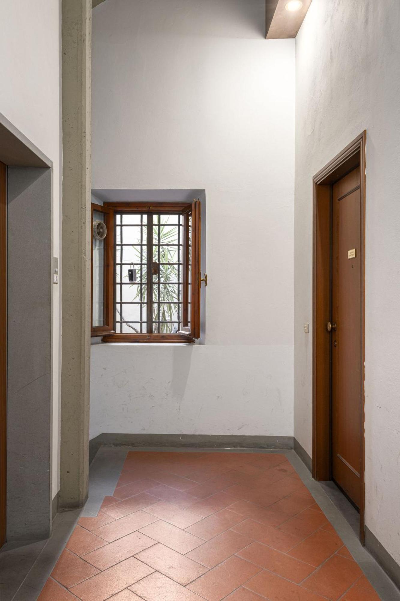 Signoria Apartment With Patio فلورنس المظهر الخارجي الصورة